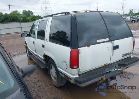1996 Chevrolet Tahoe K1500 z USA, uszkodzony, nr VIN 1GNEK13R6TJ305489